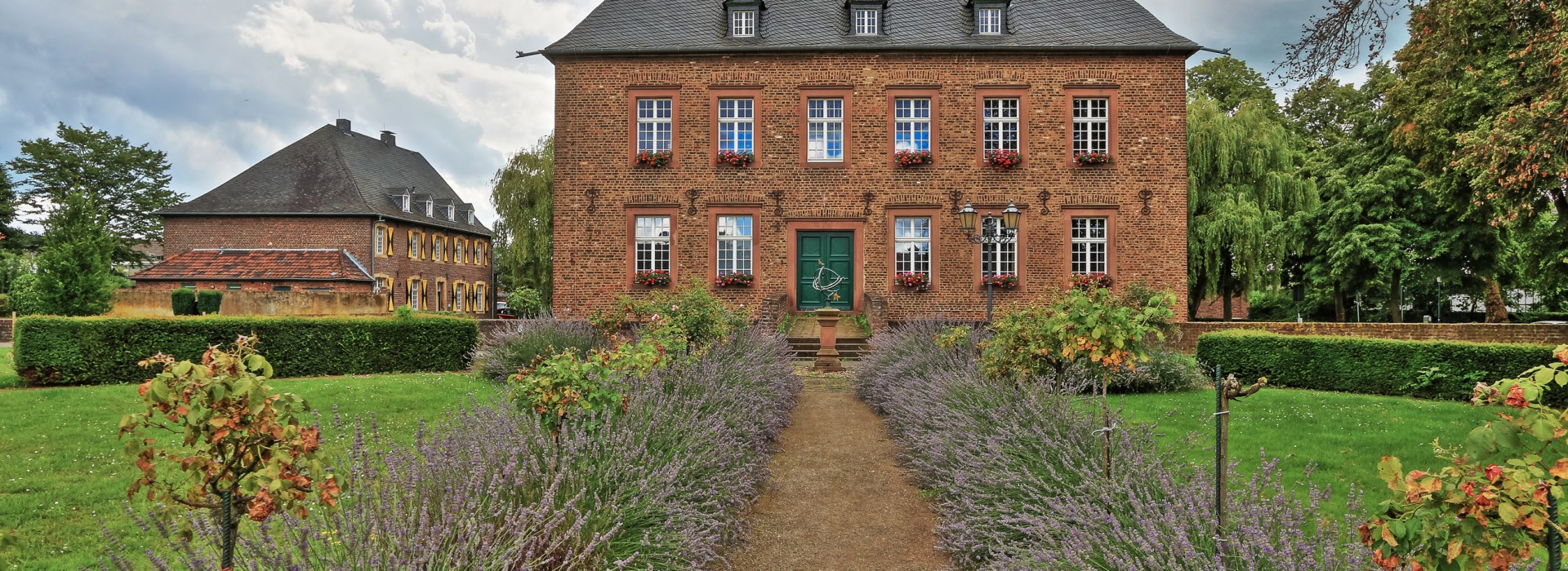 Umzugsunternehmen Niederzier – sicher umziehen mit 10+ Jahren Erfahrung