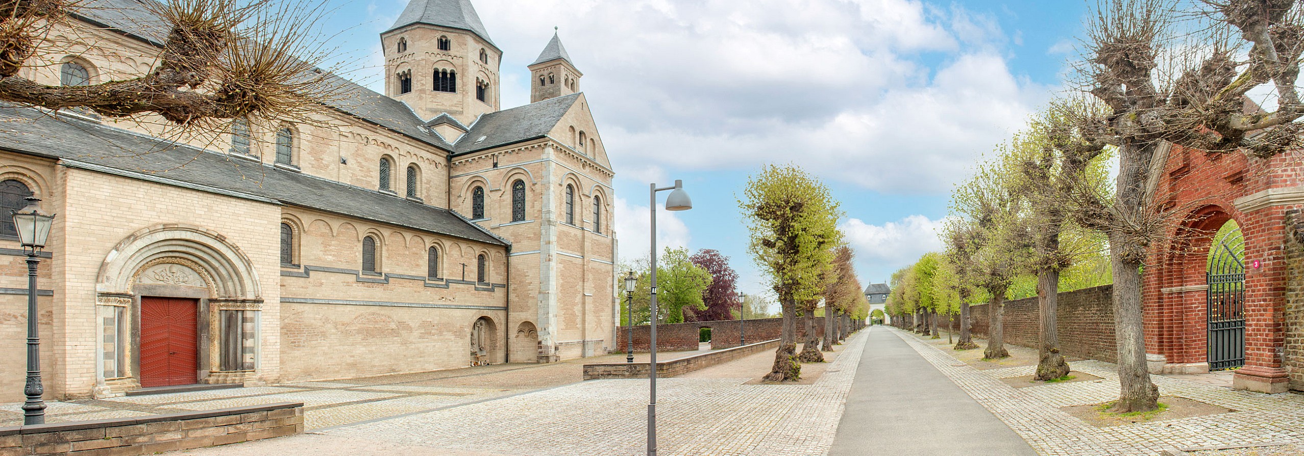 Symbolbild | Dormagen - König Umzüge - Ihr Profi für Umzüge aller Art im Rheinland und dem Rhein-Erftkreis