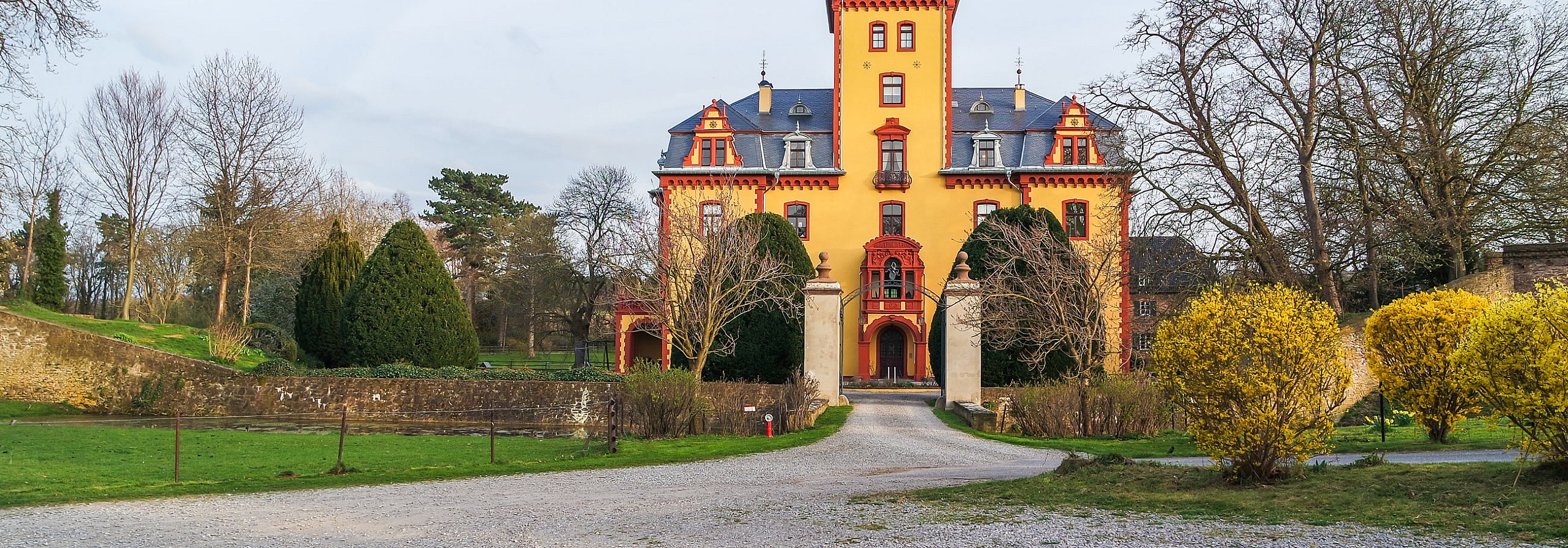 Symbolbild | Mechernich - König Umzüge - Ihr Profi für Umzüge aller Art im Rheinland und dem Rhein-Erftkreis